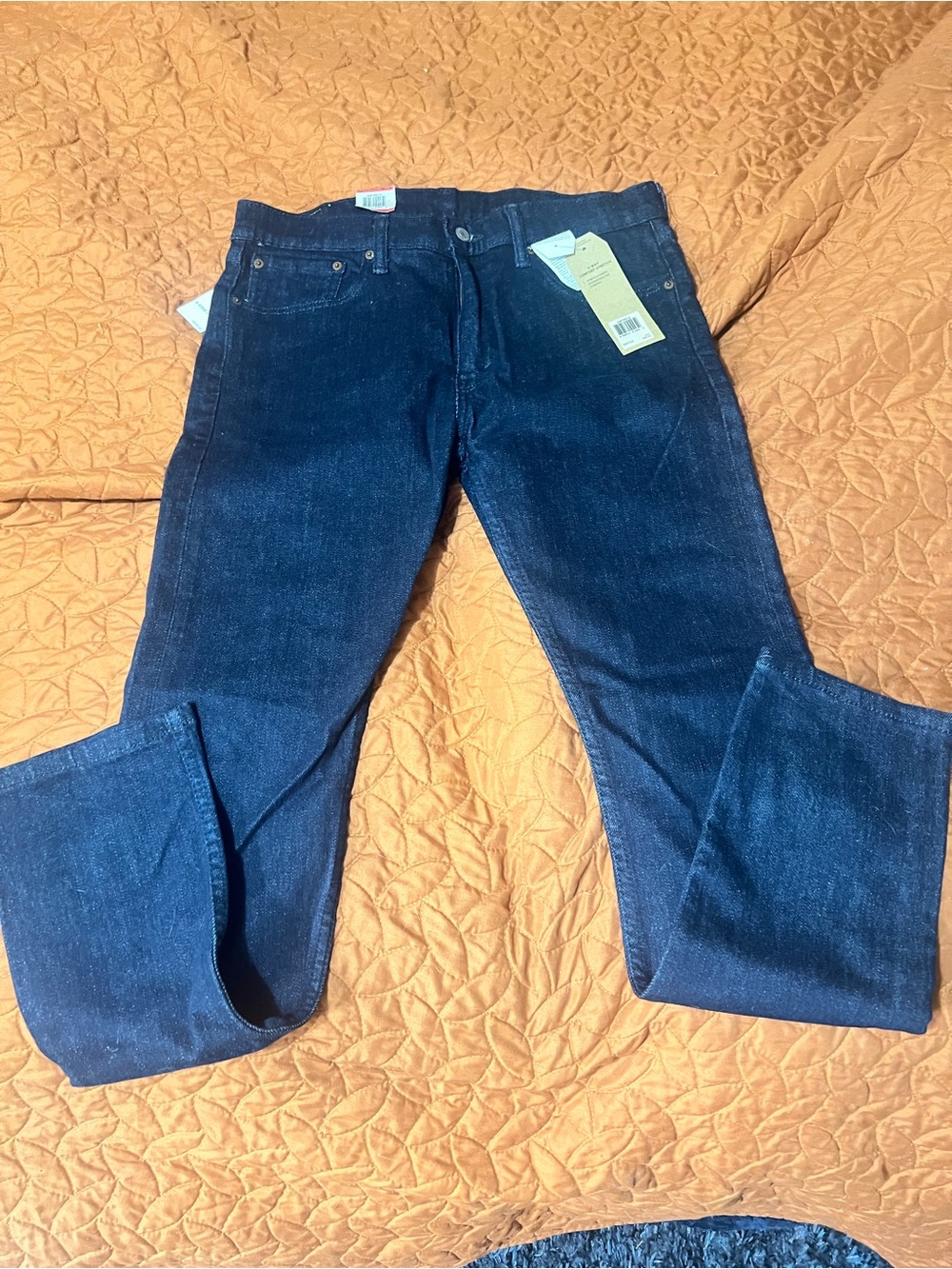LEVIS Dark Wash skinny Jeans NWT